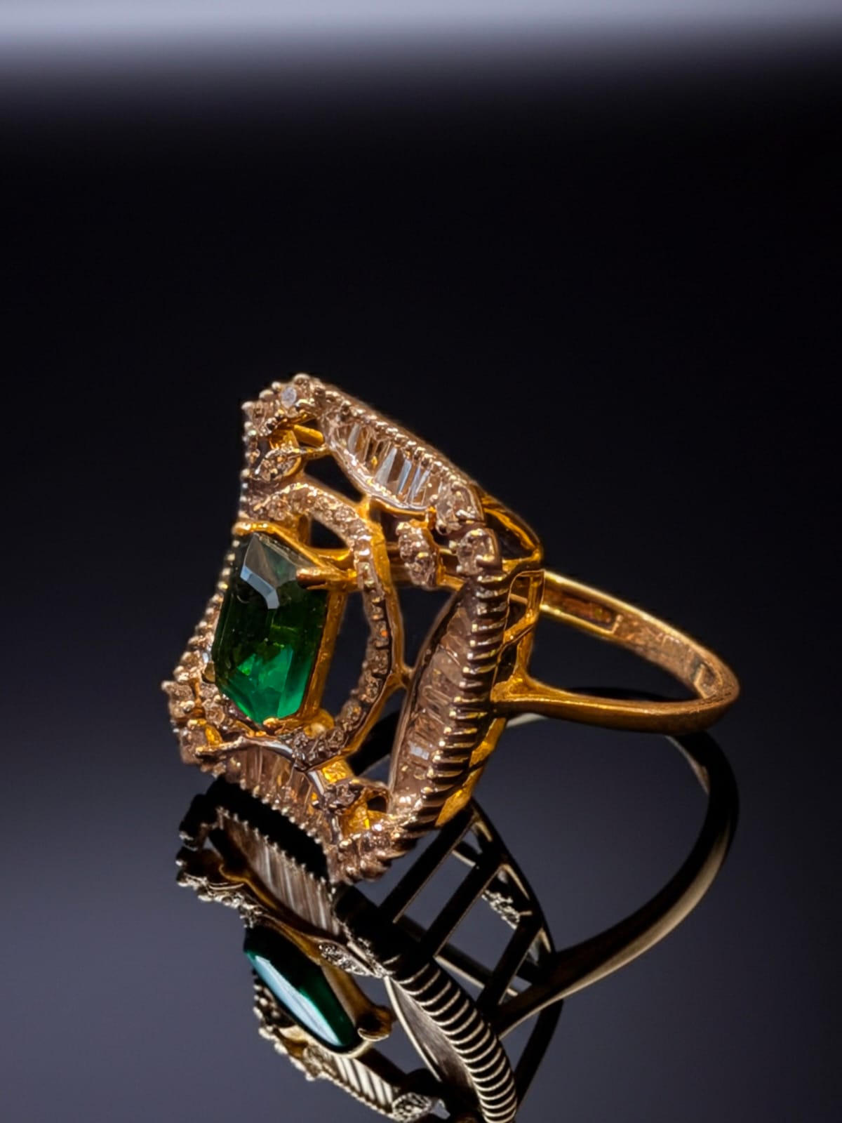 WOMEN COCKTAIL RINGS